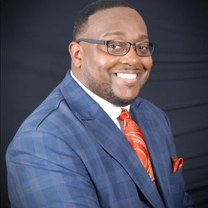 Meet your Posher, Christopher